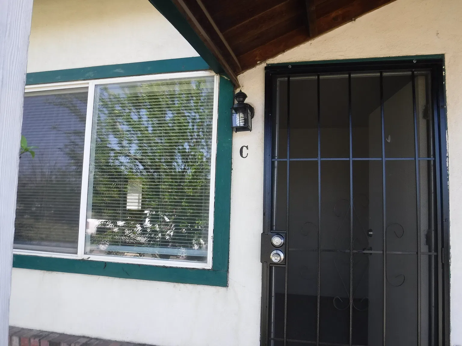1126 El Margarita Rd — Photo 3
