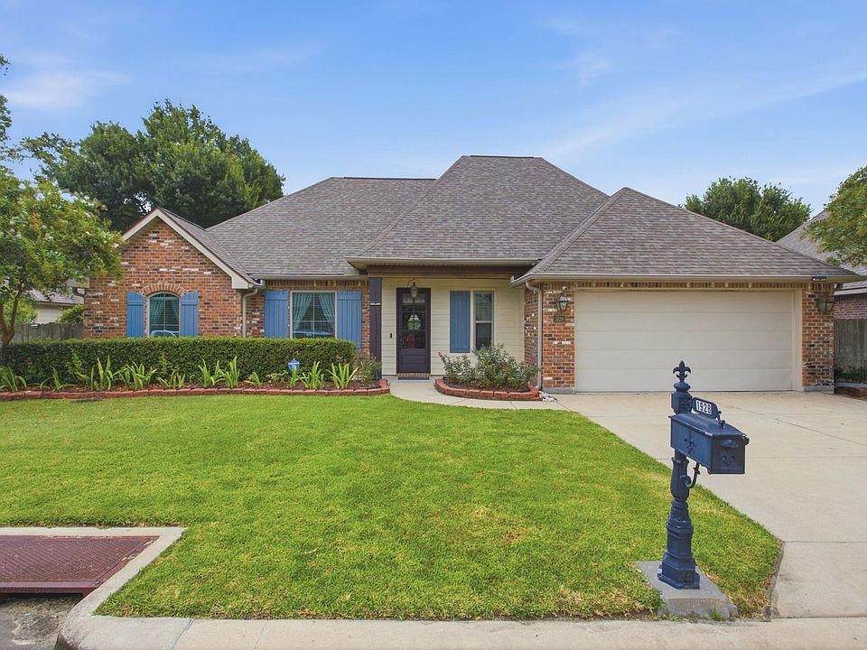 1st image of 1928 Sarah Ln
