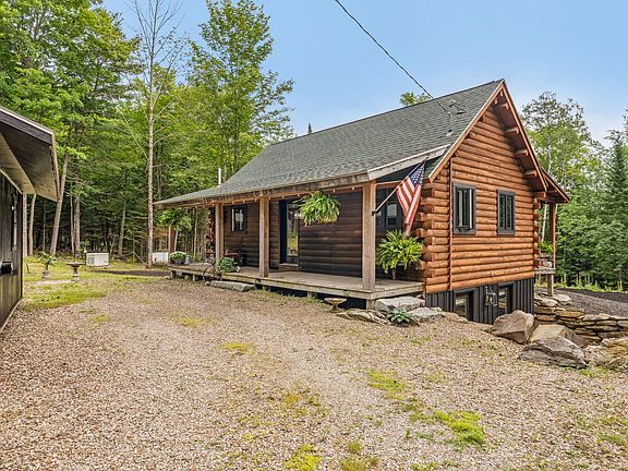 3rd image of 1035 Mullen Road