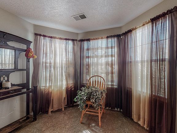 5th image of 2700 Silver Star Dr SW