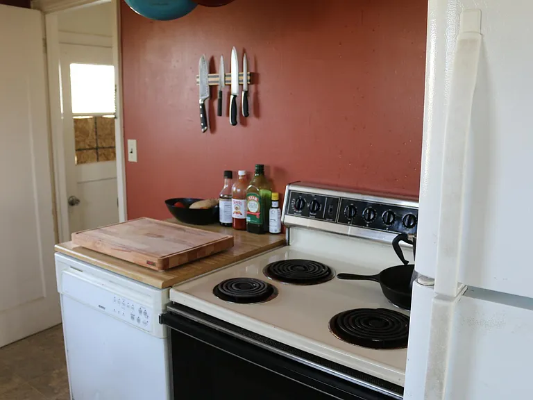 414 S 12th Ave — Photo 33