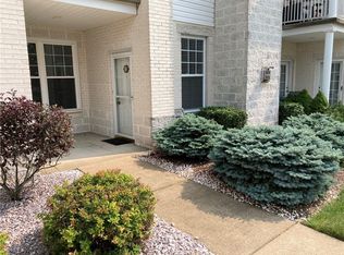 240 Adams Pointe Blvd UNIT 9, Mars, PA 16046