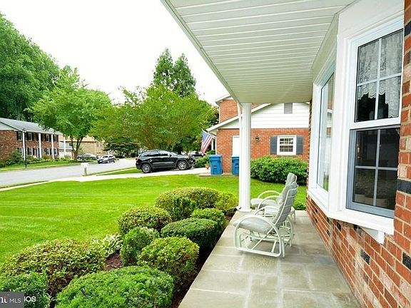 2nd image of 6680 Old Blacksmith Dr