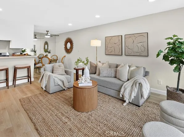 5535 Ackerfield Ave, Long Beach, CA 90805