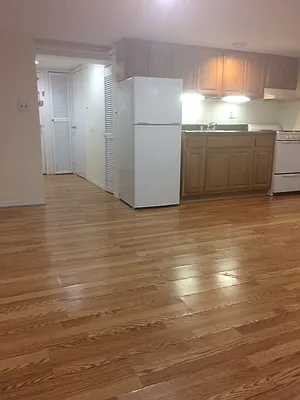 Rented by Johanna Gyuro, LREB | media 10