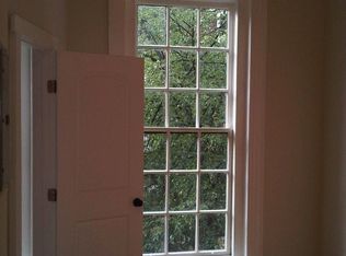 2134 Locust St APT 3F, Philadelphia, PA 19103