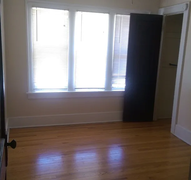 409-415 S 35th St #3418-3420-ST; — Photo 10