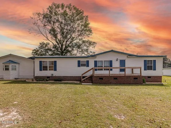 1594 Indian Springs Road, Mount Olive, NC 28365