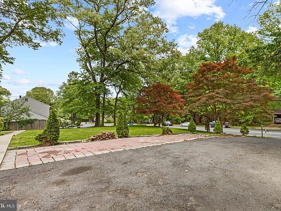 3rd image of 4308 Olley Ln