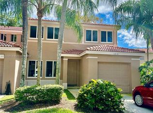1616 W Harmony Lake Cir, Davie, FL 33324