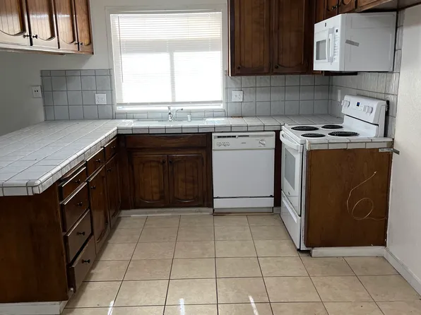 2024 Little Oak Way, Modesto, CA 95355