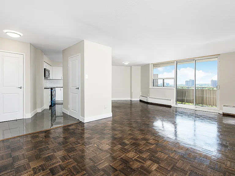 1350 Danforth Rd — Photo 17