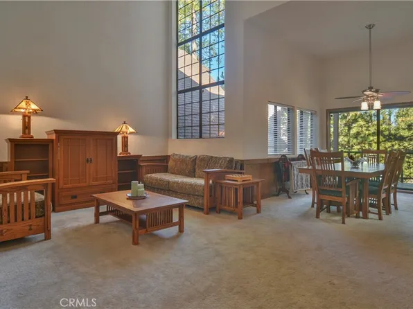 27494 White Fir Dr, Lake Arrowhead, CA 92352