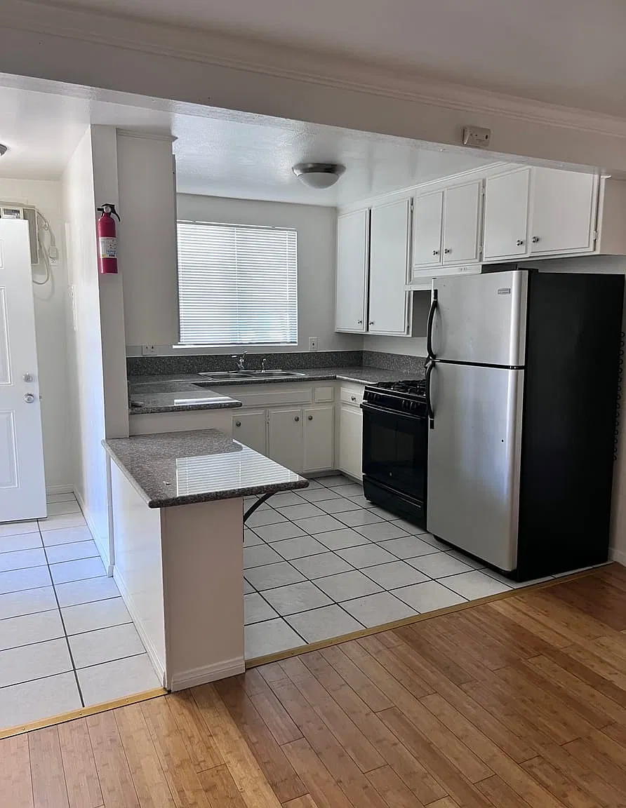 5530 Bonner Ave — Photo 1