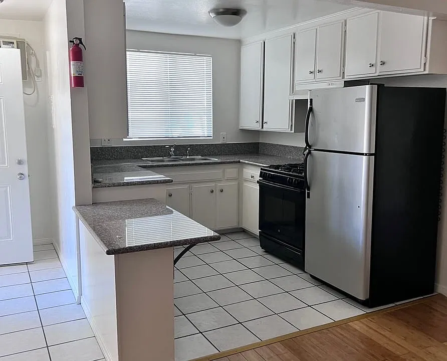 5530 Bonner Ave #5