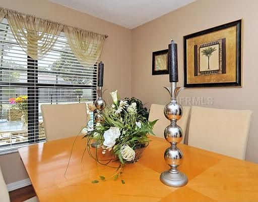 4th image of 2221 Cork Oak St W
