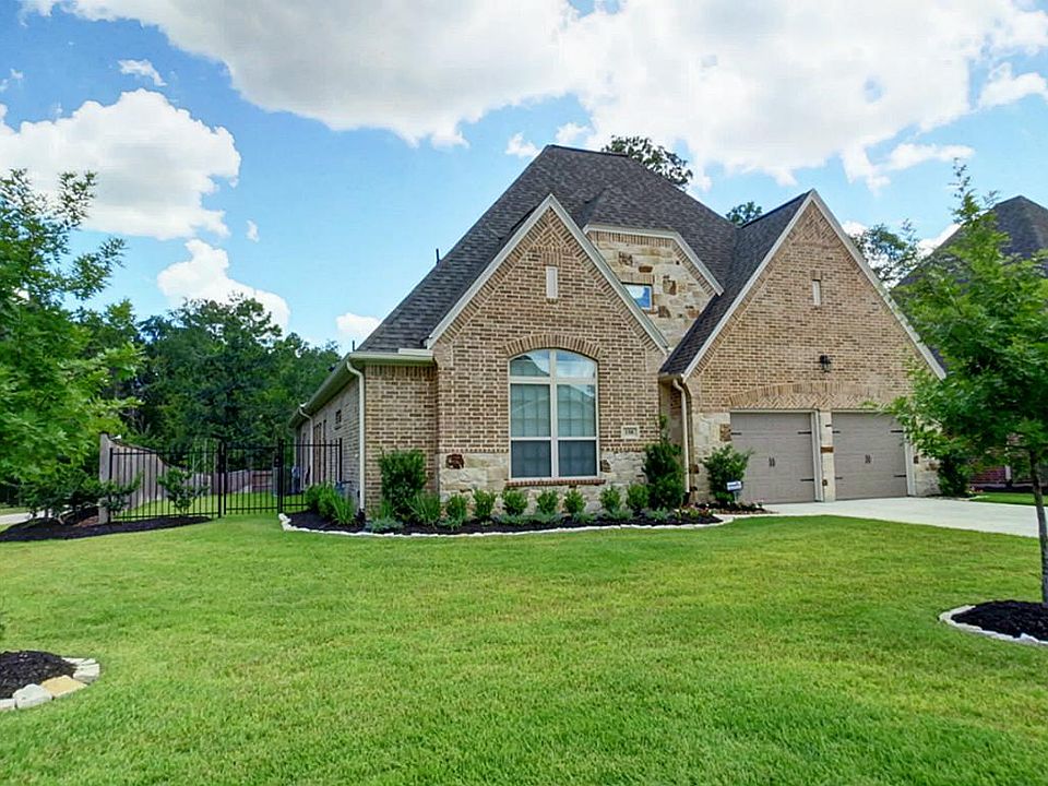 1st image of 158 Riverbend Way