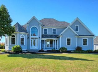 66 Osgood Rd, Sterling, MA 01564