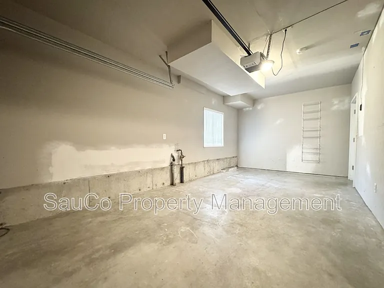 6423 SW Raab Rd — Photo 22