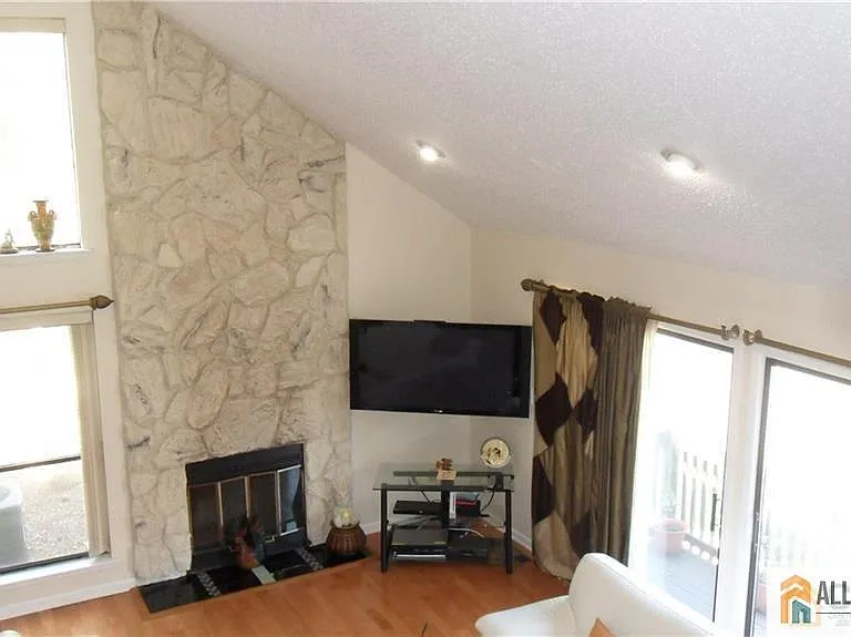 162 Westgate Dr #162 — Photo 6