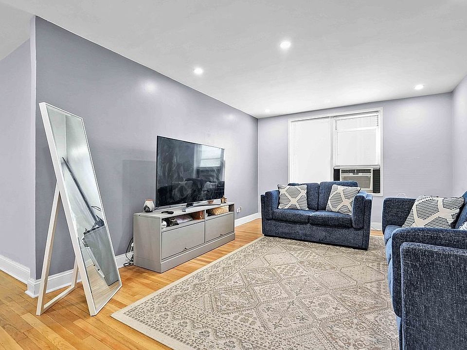 33-44 93rd St #3S, Jackson Heights, NY 11372 | MLS #S1830046 | Zillow