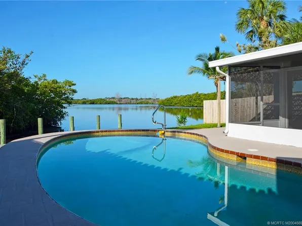 70 SW Hideaway Pl, Stuart, FL 34994