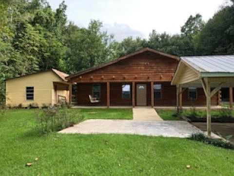 Detached Carport/Large Shed