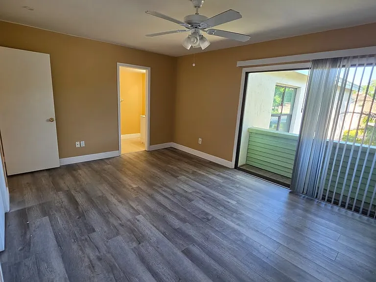 4158 Pinelake Ln #202 — Photo 9