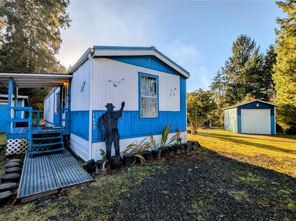 1902 322nd Place, Ocean Park, WA 98640