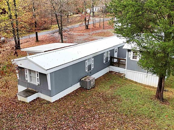 3rd image of 55 Timberlane Rd