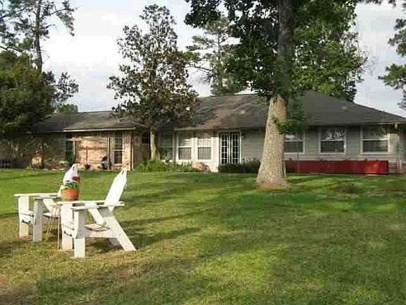 2nd image of 1228 County Road 1125