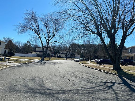 5th image of 114 Dorado Ave