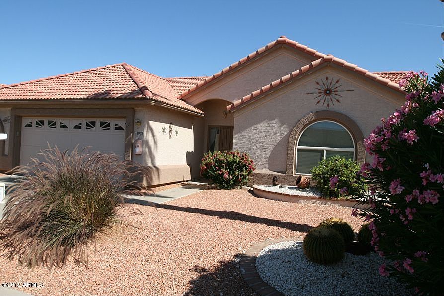 1st image of 1924 E Gleneagle Dr