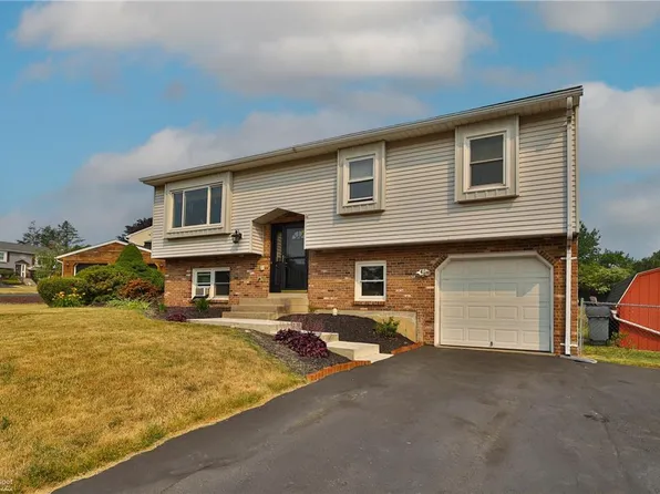 428 Cross Hill Rd, Nazareth, PA 18064