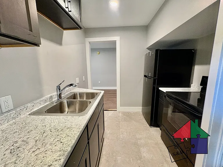 24 Mountain View St — Photo 24