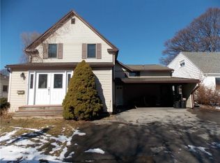 146 Dewberry Dr, Rochester, NY 14622