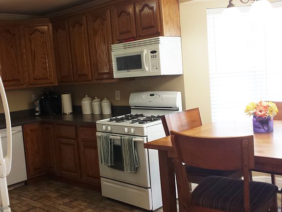 3rd image of 2700 Blanchard Dr