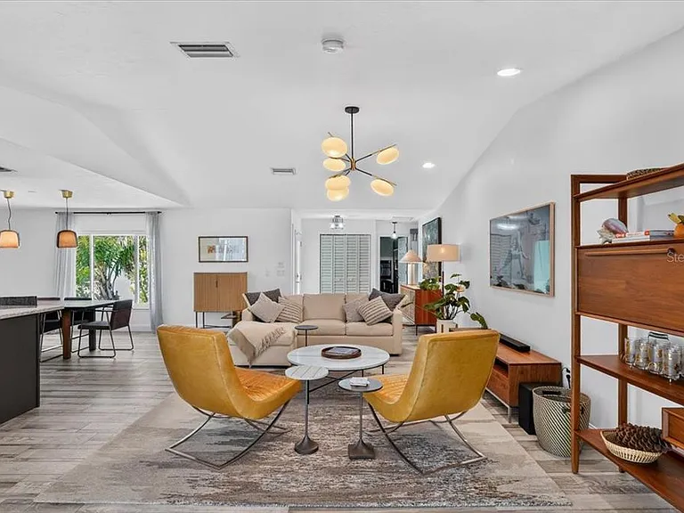 3282 Tobero Ln — Photo 11
