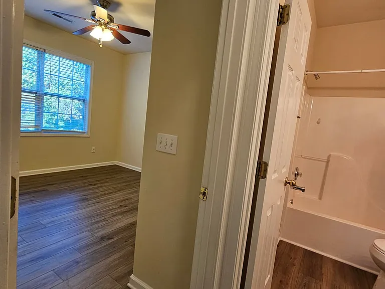 111 Shairpin Ln — Photo 8