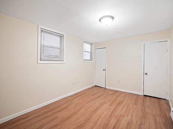 5th image of 687 Summit Ave Floor 1
