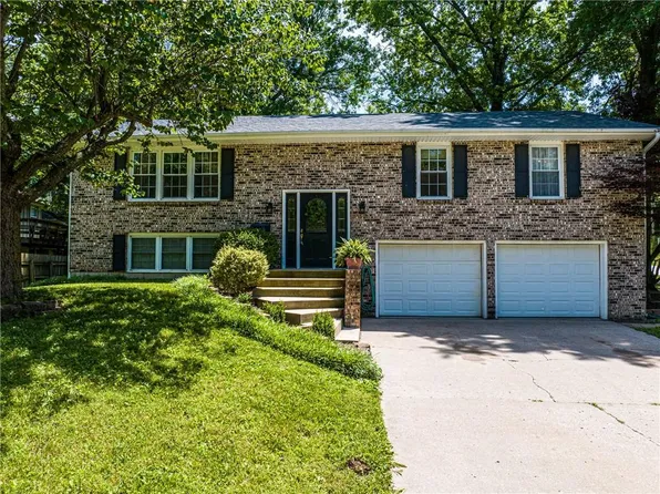 420 Lynn St, Warrensburg, MO 64093