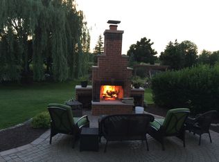 1018 Evergreen St, Mundelein, IL 60060