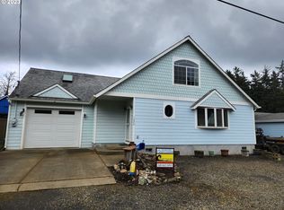1020 Broadway Ave, Winchester Bay, OR 97467