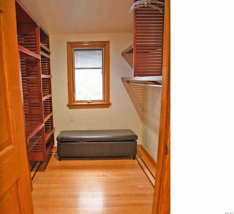 1st image of 23-15 207th St