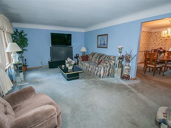 2nd image of 1727 Brandon Ave