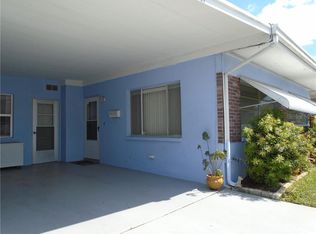 250 Rosery Rd NW APT 321, Largo, FL 33770