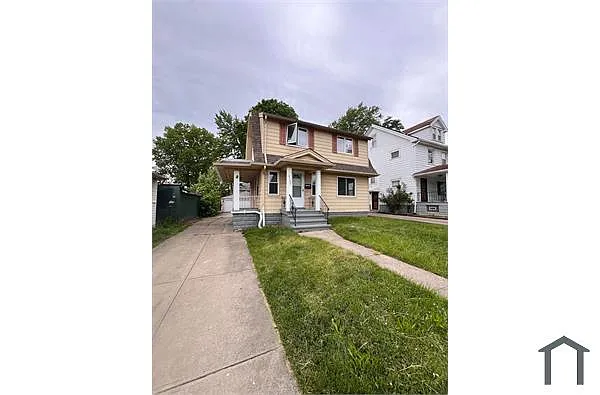 4702 Burleigh Rd photo 1