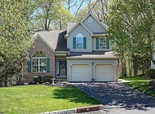 16 Wharton Way, High Bridge, NJ 08829