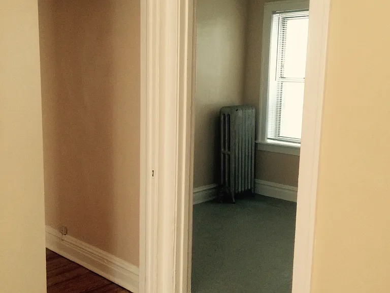 7239 S Phillips Ave — Photo 12