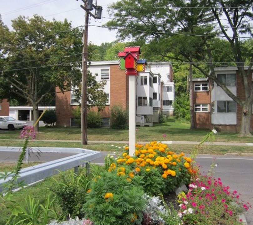 1st image of 1605-1711 Meadowbrook Dr #7